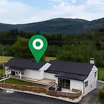 Apartment In Free Parking & Air Conditioning Bergen