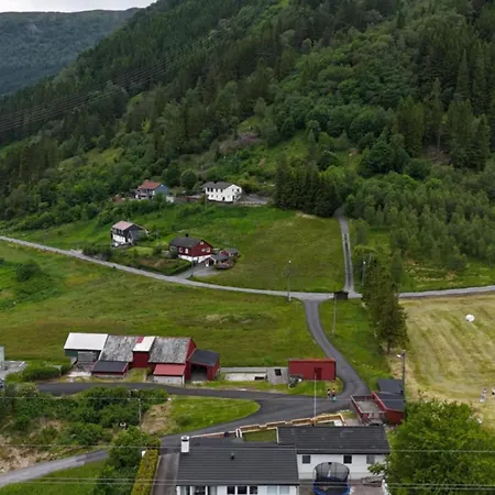 Apartment In Free Parking & Air Conditioning Bergen